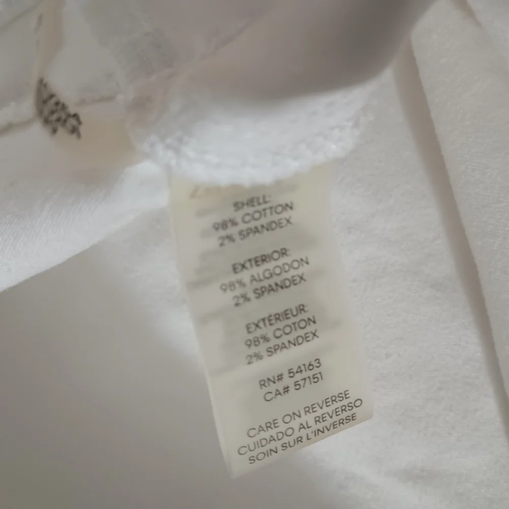 Calvin‎ Klein White Bermuda Shorts Classic Cotton 10